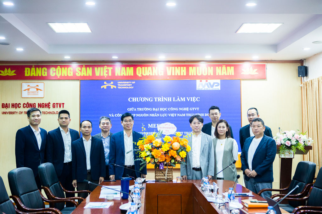 Lãnh đạo Nhà trường tiếp và làm việc với Công ty Cổ phần Nguồn Nhân lực Việt Nam Thái Bình Dương