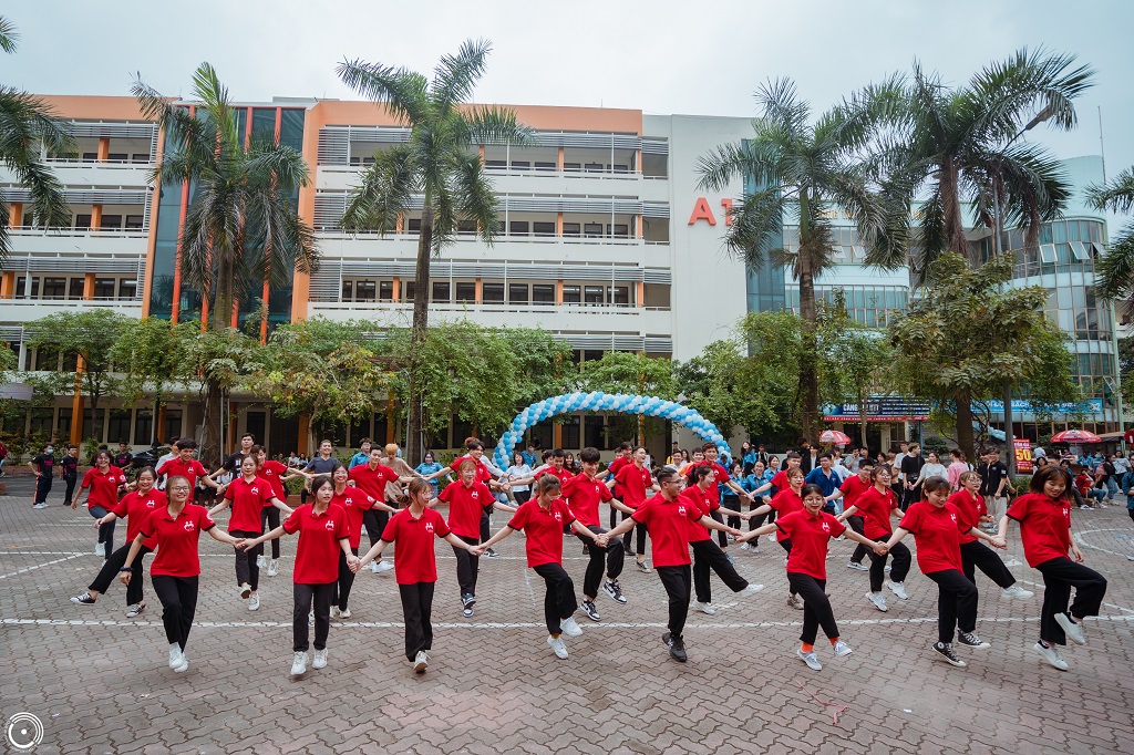 Ngày hội thanh niên, sinh viên UTT năm 2021 kỷ niệm 10 năm đào tạo trình độ đại học (27/4/2011 - 27/4/2021)