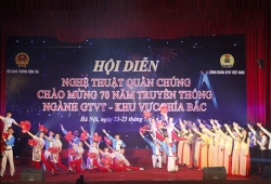Hội diễn nghệ thuật quần chúng năm 2015 chào mừng 70 năm ngày truyền thống ngành GTVT