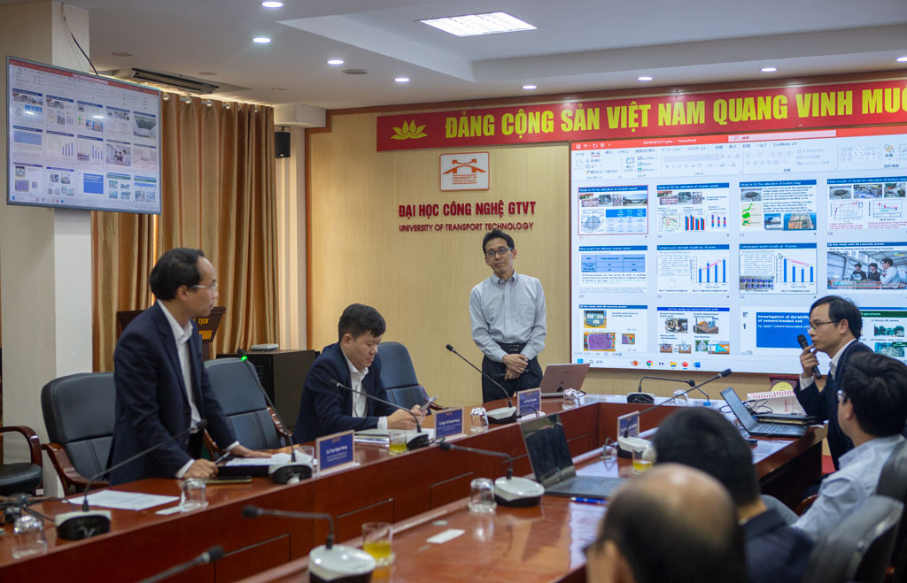 Hội thảo về “Nghiên cứu vật liệu chất kết dính gốc xi măng tiên tiến đáp ứng phát triển bền vững”