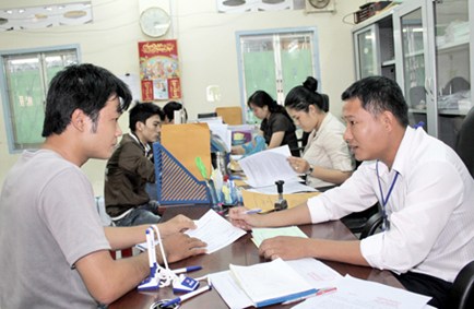 Thông báo tham gia BHYT bắt buộc của HSSV năm học 2016 - 2017