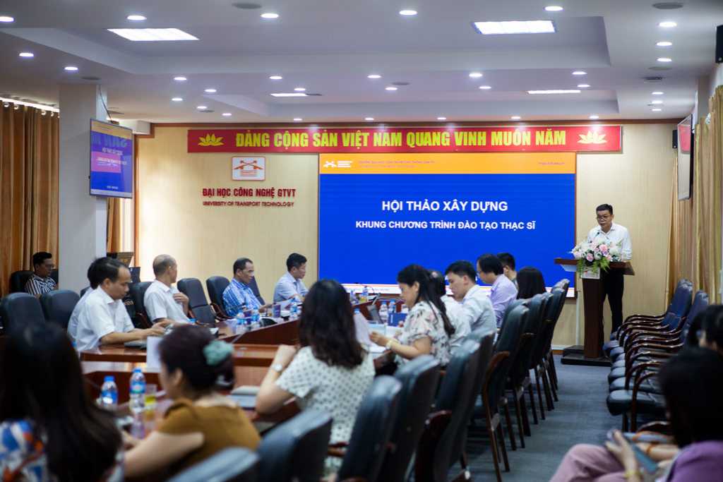 Hội thảo lấy ý kiến về Khung chương trình đào tạo trình độ Thạc sĩ