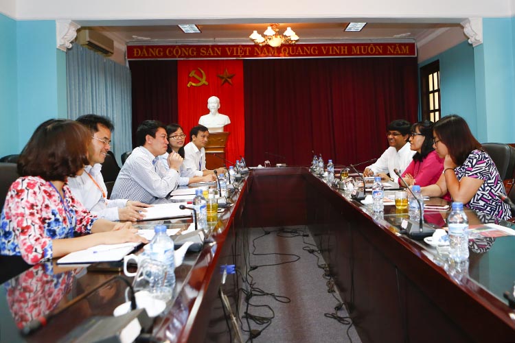 Đại sứ quán Ấn Độ thăm và làm việc với Trường Đại học Công nghệ GTVT