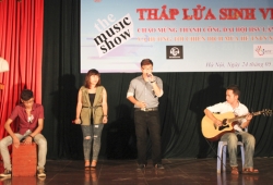 \"The Music Show - Thắp lửa sinh viên\" chào mừng thành công Đại hội Đại biểu Hội sinh viên và phát động chiến dịch mùa hè TNTN 2013