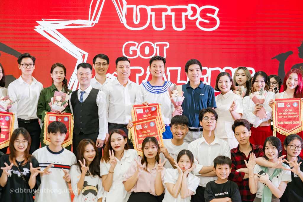 Ấn tượng đêm chung kết Cuộc thi tìm kiếm tài năng sinh viên UTT 2023