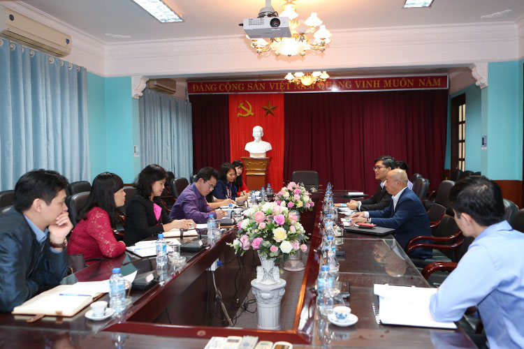 Tiếp và làm việc với Công ty Dow Chemicals Việt Nam