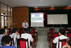 Tổ chức lớp bồi dưỡng kỹ năng soạn thảo văn bản cho cán bộ viên chức Nhà trường