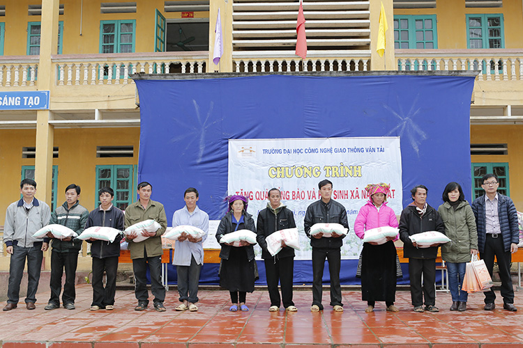 Thông báo Quyên góp ủng hộ đồng bào các tỉnh miền núi, vùng sâu, vùng xa