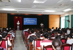 Khai giảng Lớp Bồi dưỡng lý luận chính trị dành cho Đảng viên mới và Lớp Bồi dưỡng kết nạp Đảng cho các quần chúng ưu tú năm 2015