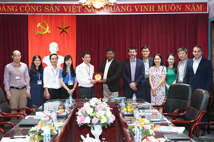 Tiếp và làm việc với đoàn cán bộ Trường Đại học Deakin – Úc