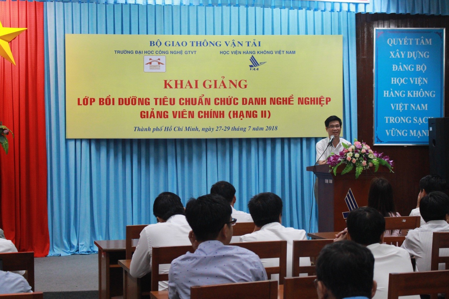 Khai giảng lớp bồi dưỡng tiêu chuẩn chức danh nghề nghiệp Giảng viên hạng II