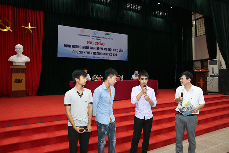 Hội thảo Định hướng nghề nghiệp và cơ hội việc làm cho sinh viên ngành CNKT Cơ khí