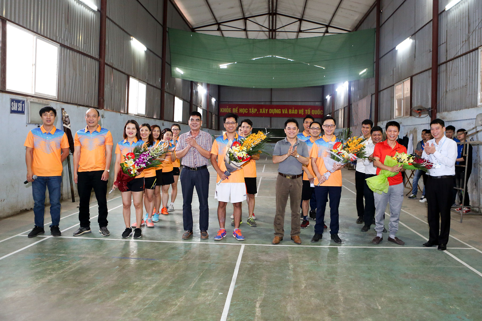 Kế hoạch Tổ chức Giải cầu lông dành cho CB-GV-CNV và sinh viên chào mừng Đại hội Đảng bộ Trường Đại học Công nghệ GTVT lần thứ VII, nhiệm kỳ 2020-2025