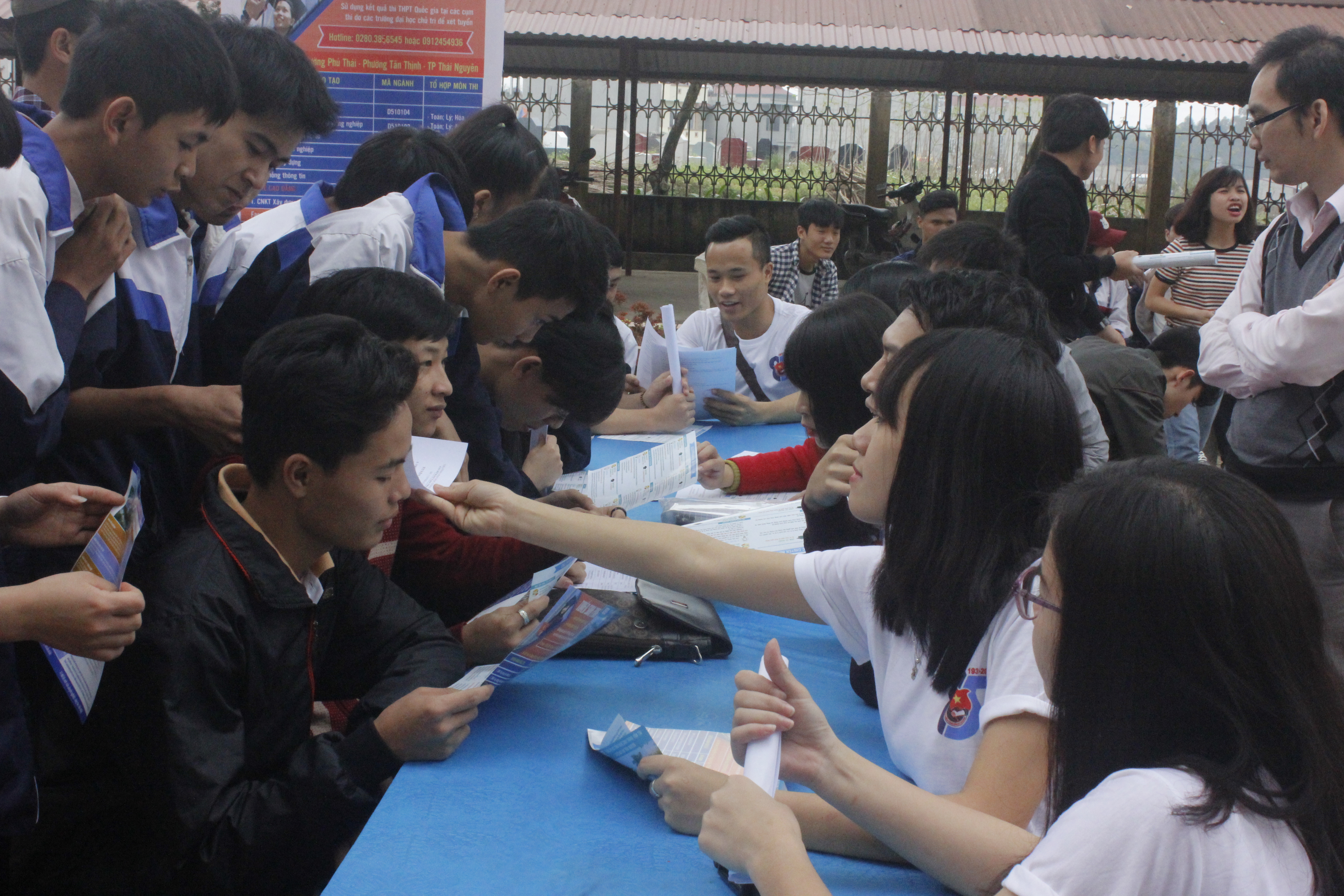 Cơ sở đào tạo Thái Nguyên – Trường Đại học Công nghệ GTVT đã tham gia  “Ngày hội Tư vấn tuyển sinh - hướng nghiệp 2016”