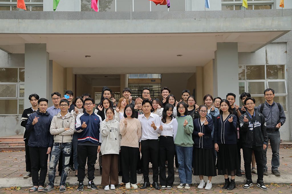 Sinh viên trường Đại học quốc tế APU (Nhật Bản) thực tập tại UTT