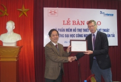 Công ty Rocscience trao tặng bộ phần mềm địa kỹ thuật cho Trường Đại học Công nghệ GTVT