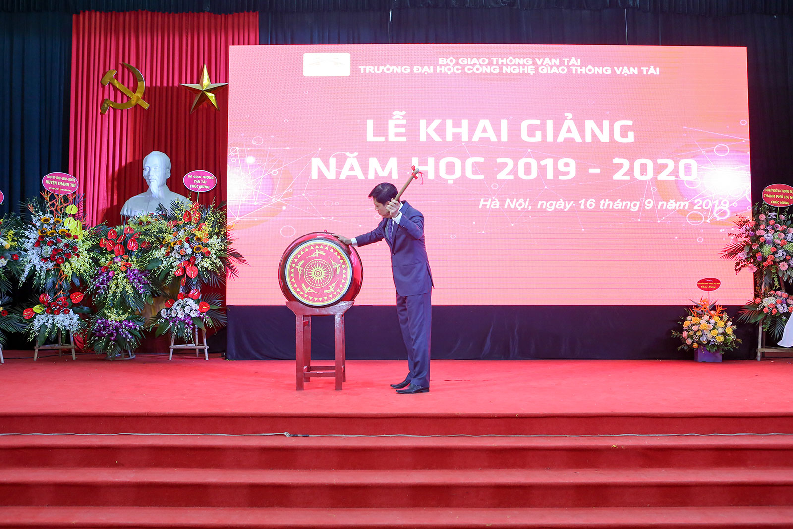 Trường Đại học Công nghệ GTVT Khai giảng năm học mới 2019 - 2020