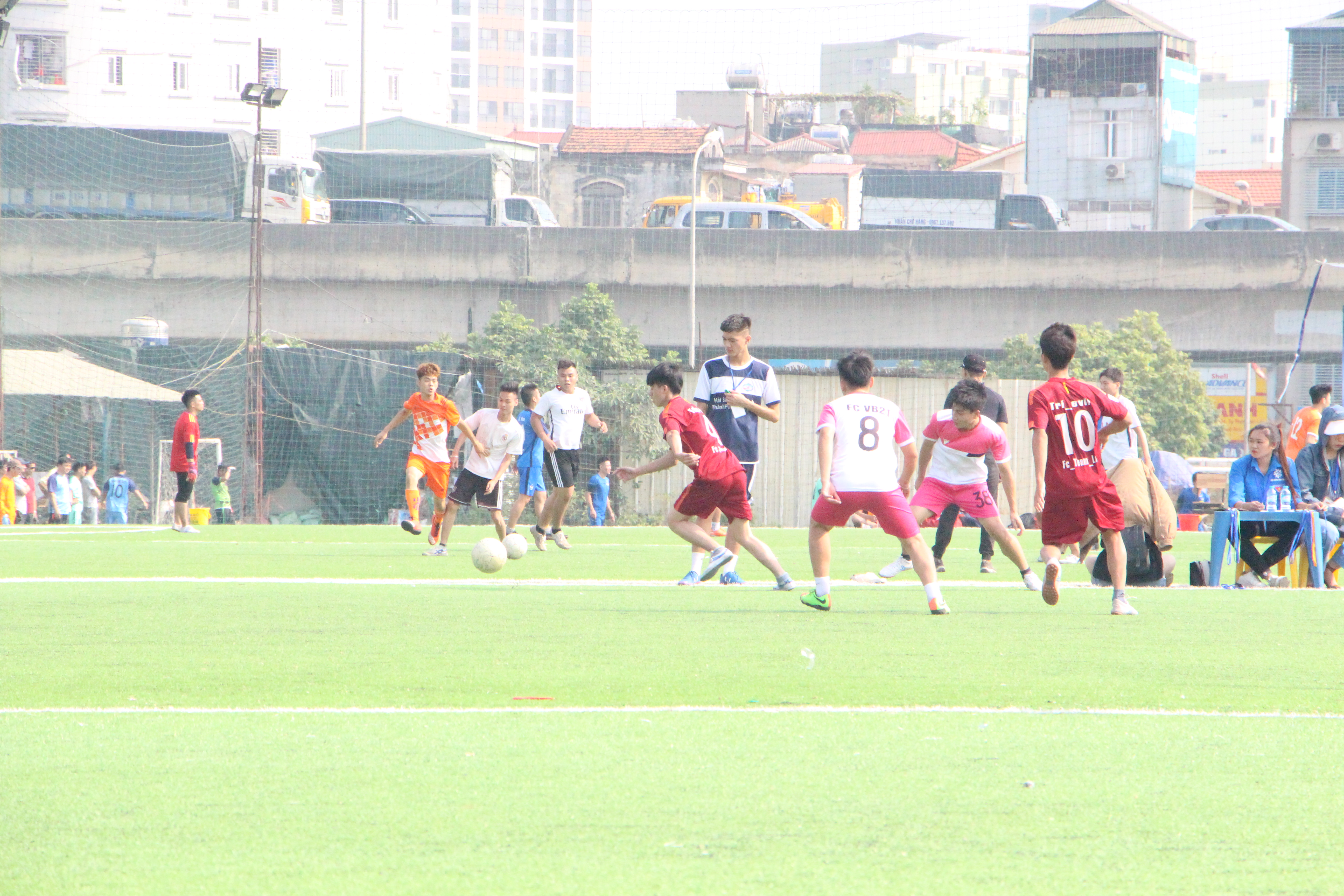 Khai mạc giải bóng đá sinh viên khoa Kinh tế vận tải năm học 2017-2018