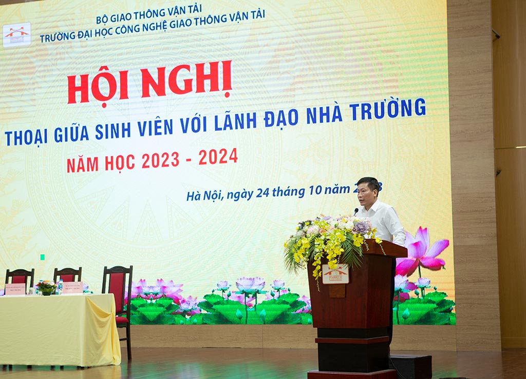 Hội nghị gặp gỡ đối thoại giữa sinh viên với Lãnh đạo Nhà trường năm học 2023-2024