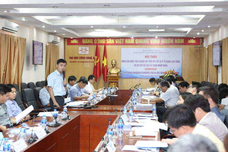Hội thảo lần thứ hai về “Nâng cao mức tiêu chuẩn khí thải đối với xe ô tô đang lưu hành, xe cơ giới đã qua sử dụng nhập khẩu”