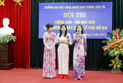 Hội thi Tiếng Anh - Tin học giỏi năm 2013