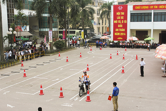 Kế hoạch Tổ chức Hội thi Lái xe mô tô giỏi, an toàn năm 2018