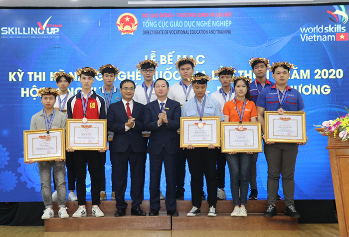 Sinh viên UTT giành Huy chương Đồng tại kỳ thi kỹ năng nghề Quốc gia lần thứ XI năm 2020