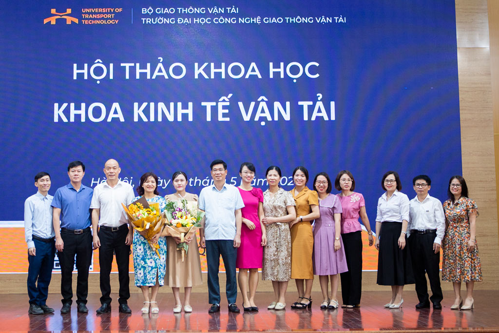 Khoa kinh tế vận tải tổ chức hội thảo khoa học về Tài chính và kinh doanh trong thời đại kinh tế số