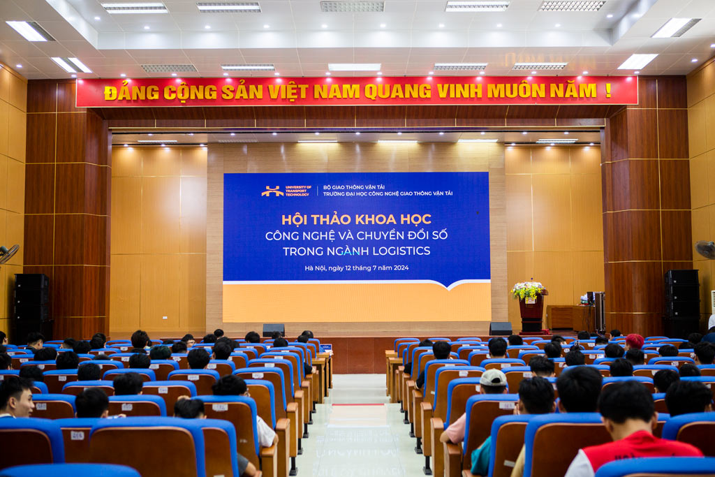 Hội thảo Công nghệ và chuyển đổi số trong ngành Logistics