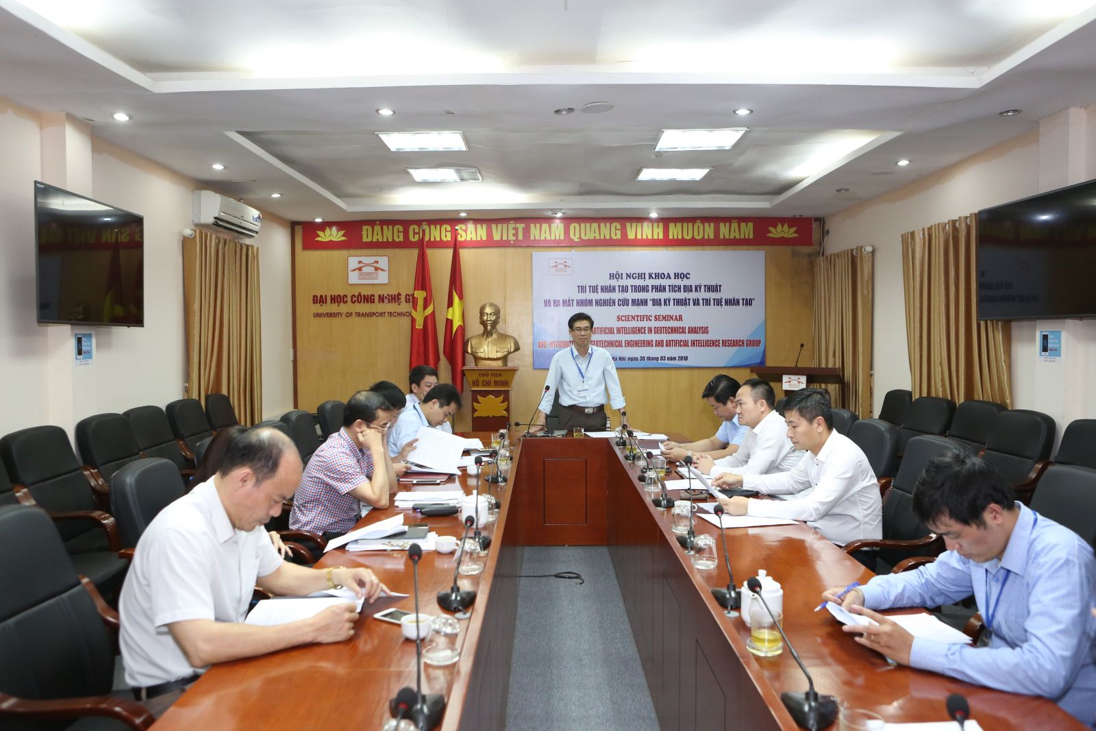 Hội nghị Hội đồng trường, tháng 4 năm 2018