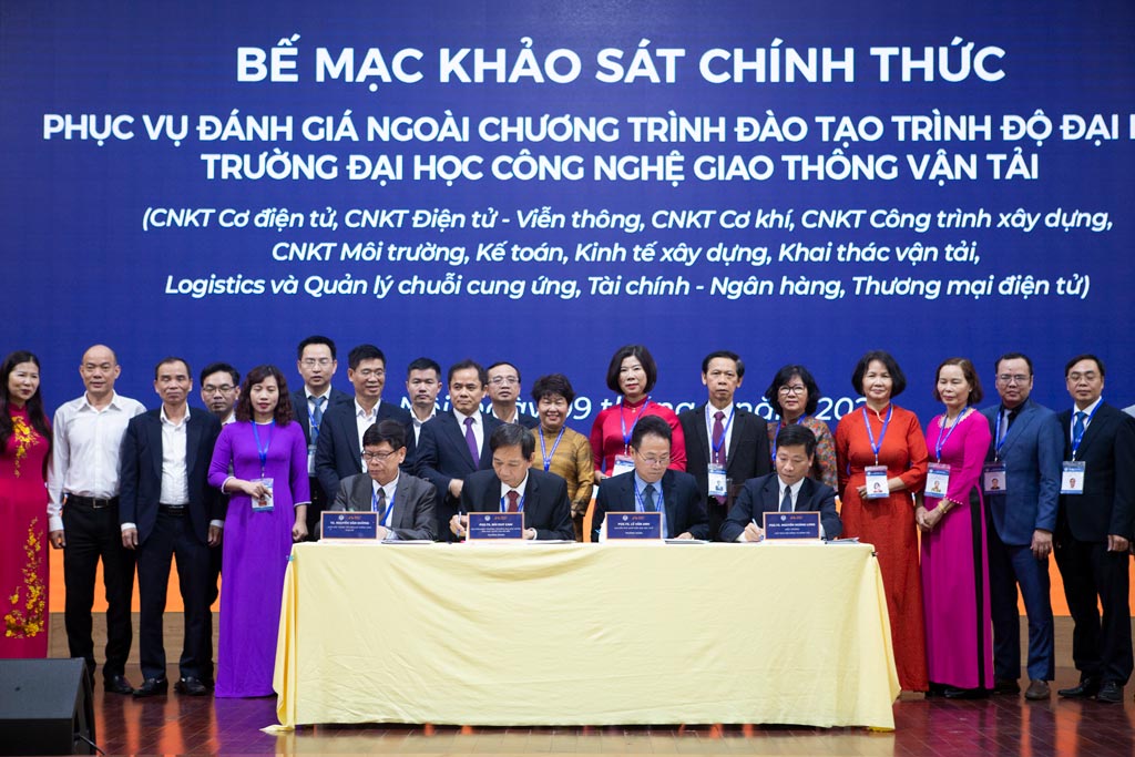 Bế mạc khảo sát chính thức phục vụ đánh giá ngoài CTĐT tại Trường Đại học Công nghệ GTVT