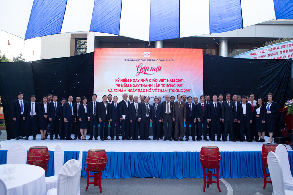 Chương trình gặp mặt kỷ niệm ngày Nhà giáo Việt Nam 20/11, 78 năm ngày thành lập Trường, 62 năm ngày Bác Hồ về thăm Trường