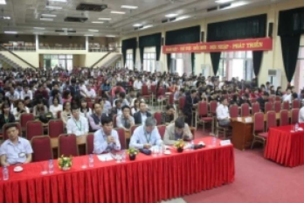 Thông báo Kết luận của Hiệu trưởng tại Hội nghị giao ban tháng 12 năm 2022