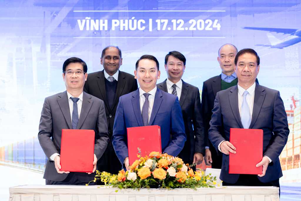 Trường Đại học Công nghệ GTVT, Superport Việt Nam và Học viện Chuỗi cung ứng & Logistics Singapore ký kết hợp tác chiến lược