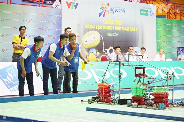 Đội tuyển UTT-YCC 02, Trường Đại học Công nghệ GTVT vào vòng chung kết Robocon toàn quốc năm 2018