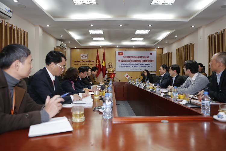 Hoạt động của Đoàn doanh nghiệp Nhật tại Trường Đại học Công nghệ GTVT