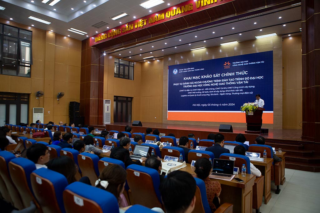 Khai mạc khảo sát chính thức phục vụ đánh giá ngoài CTĐT tại Trường ĐH Công nghệ GTVT