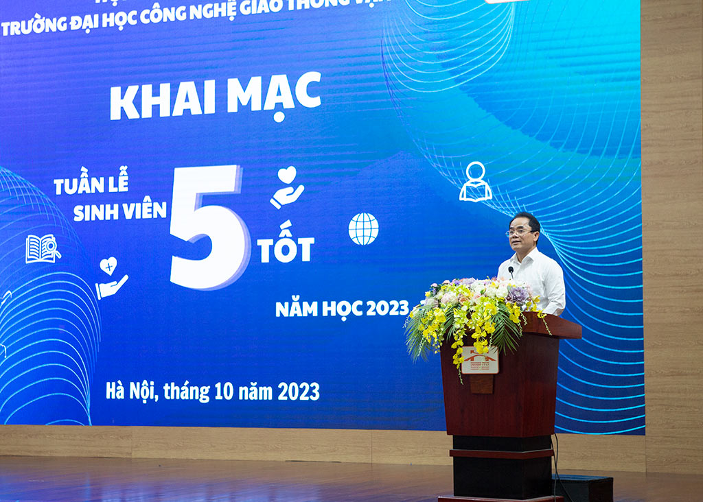Sinh viên UTT khởi động tuần lễ “Sinh viên 5 tốt” năm học 2023-2024